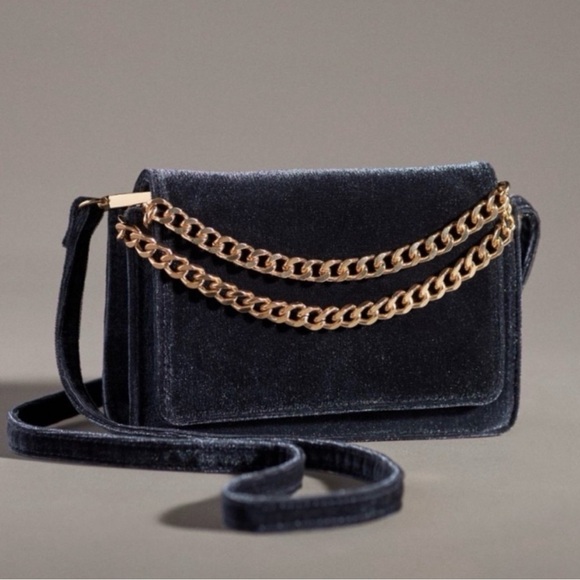 Anthropologie Handbags - Anthropologie Velvet Crossbody
Wallet Bag Chain